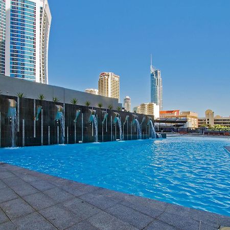 5 Bedroom Executive Sub Penthouse In The Heart Of Surfers With Full Ocean Views - Sleeps 12 - Circle On Cavill Amazing!! ゴールドコースト エクステリア 写真