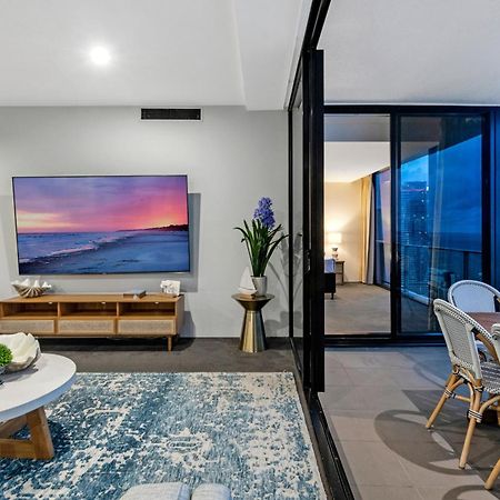 5 Bedroom Executive Sub Penthouse In The Heart Of Surfers With Full Ocean Views - Sleeps 12 - Circle On Cavill Amazing!! ゴールドコースト エクステリア 写真