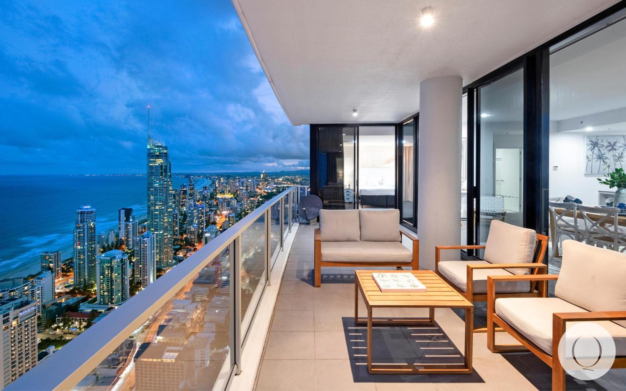 5 Bedroom Executive Sub Penthouse In The Heart Of Surfers With Full Ocean Views - Sleeps 12 - Circle On Cavill Amazing!! ゴールドコースト エクステリア 写真